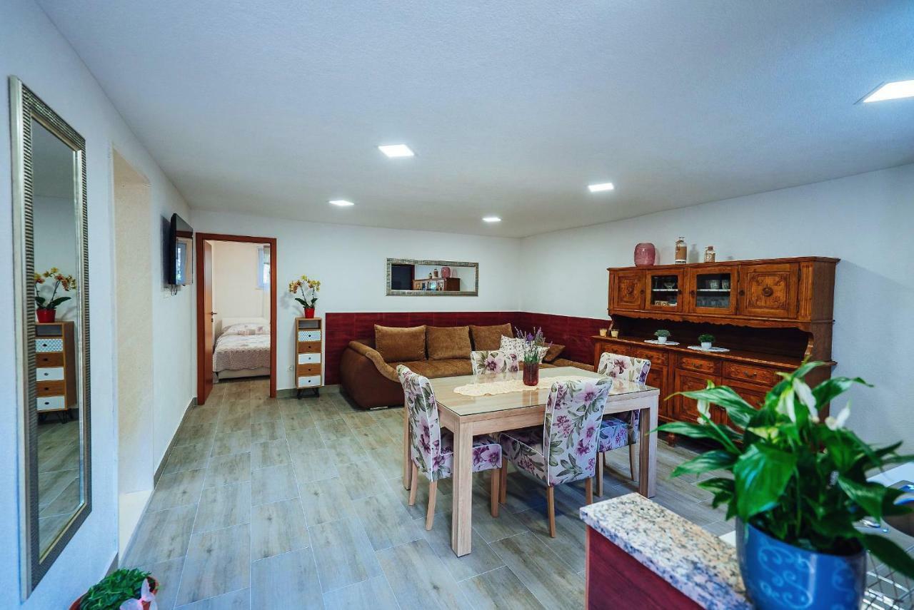 Apartman Kristina Appartement Split Buitenkant foto